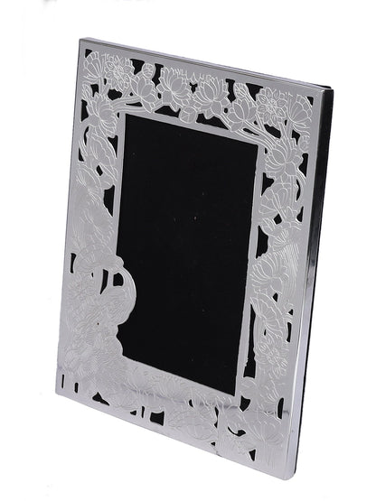 Frame Made In Brass Material Silver Etching