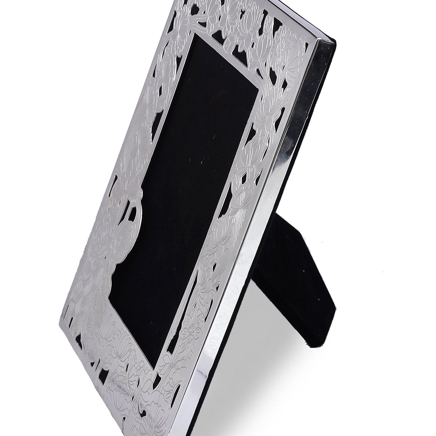 Frame Made In Brass Material Silver Etching