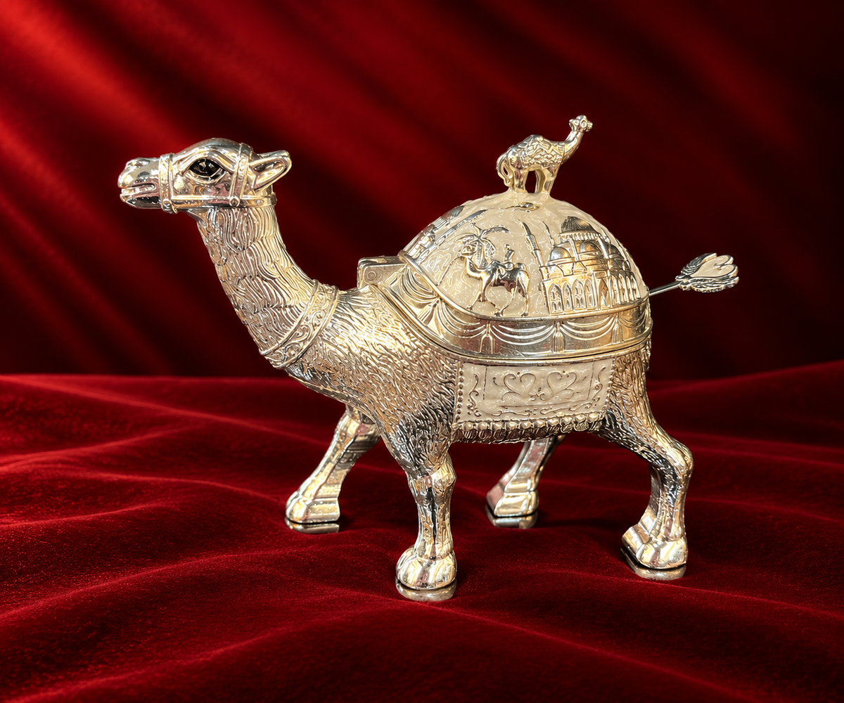 Royal Camel Serving Bowl white enamel